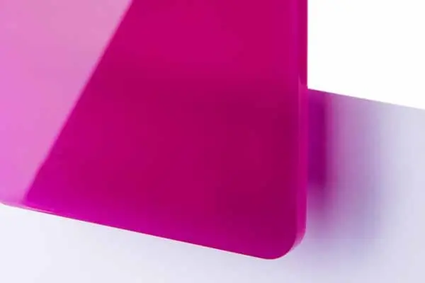 117105 Fuchsia lichtdurchlässig