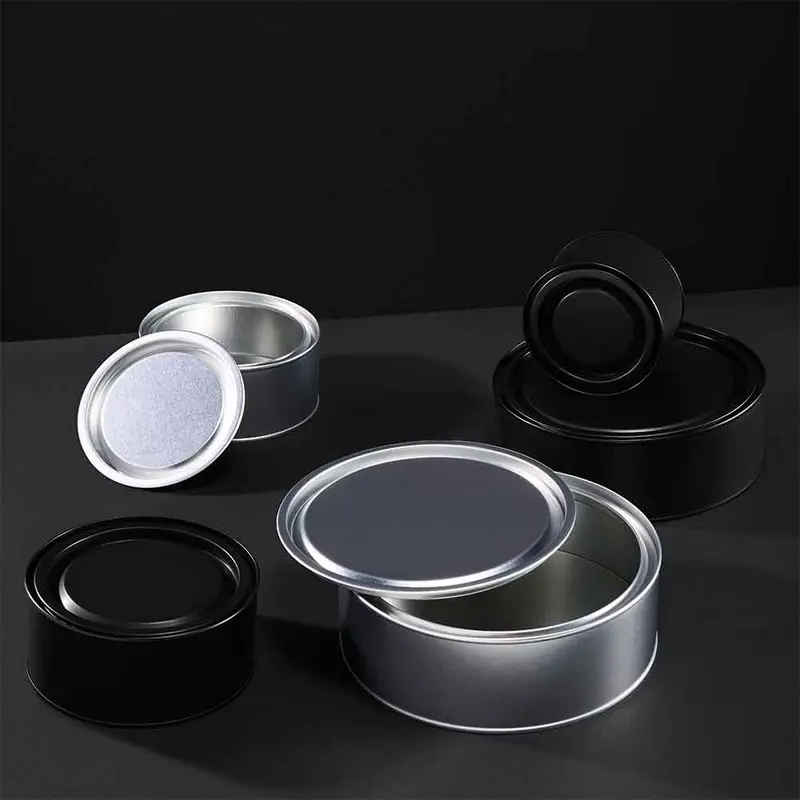 Breite runde Deluxe-Hebelverschlussdosen in Schwarz und Silber
