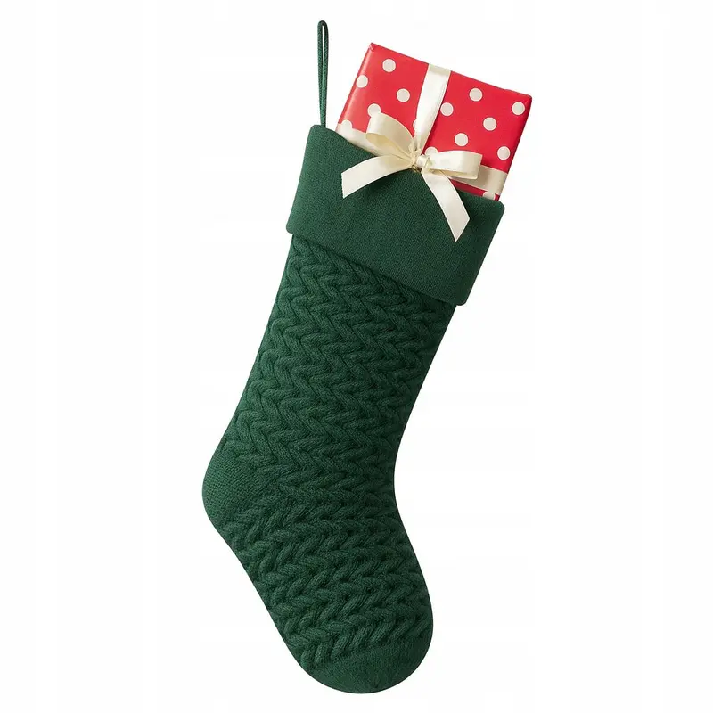 Dekorativer Weihnachtsstrumpf als Geschenk