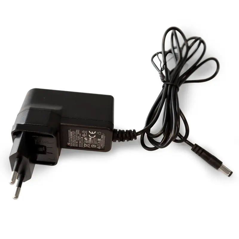 MC-11 Netzteil für UK, 15 V Gleichstrom