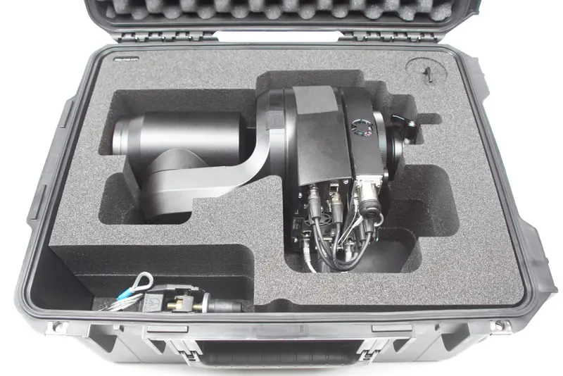 Panasonic AW-UE150 Case mit Ereca Topas 4K Modul & Sunwayfoto Levelling Base