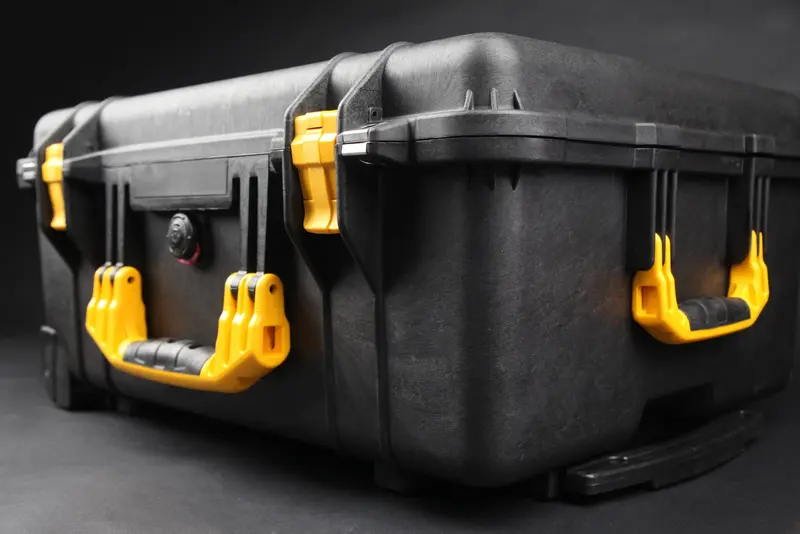Peli™ 1560 Studio Case, inklusive Notebook-Organizer, pimpDivider und Take-a-seat YELLOW