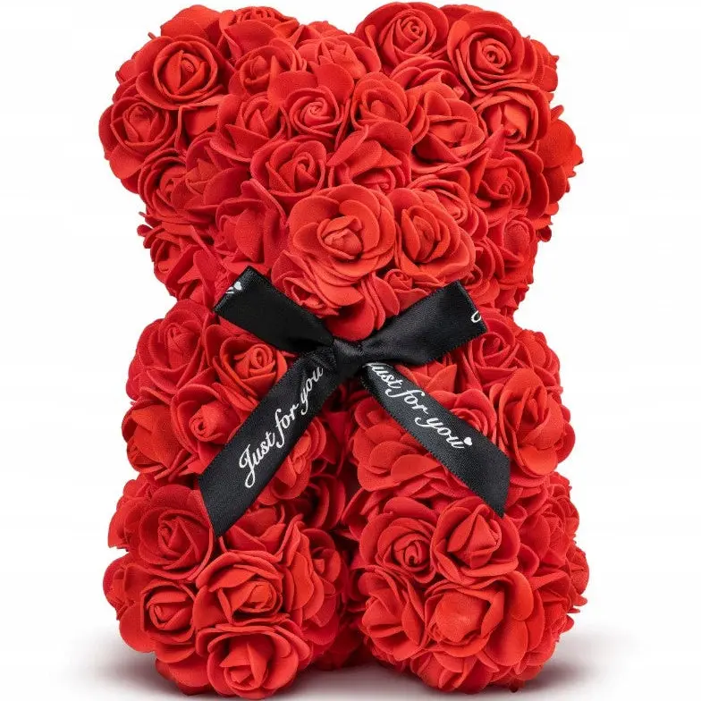 Roter Teddybär aus künstlichen Rosen - romantische Dekoration und Geschenk