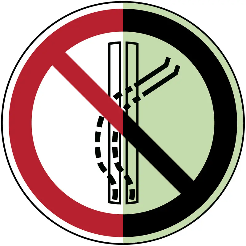 Schleppspur verlassen verboten - ISO 7010