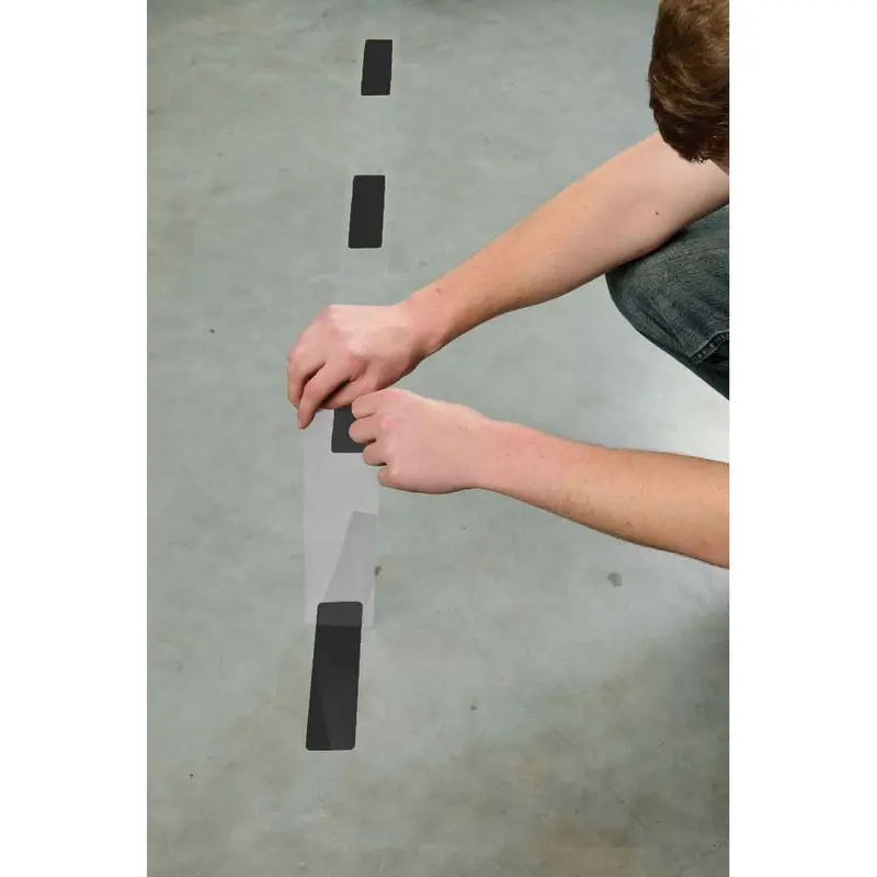 ToughStripe - Gestanzte Formen mit vordefinierten Abständen
