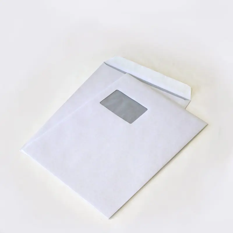Versandtaschen C4 mit Fenster Weiß (229x324 mm) 100g/m² haftklebend (163145E)